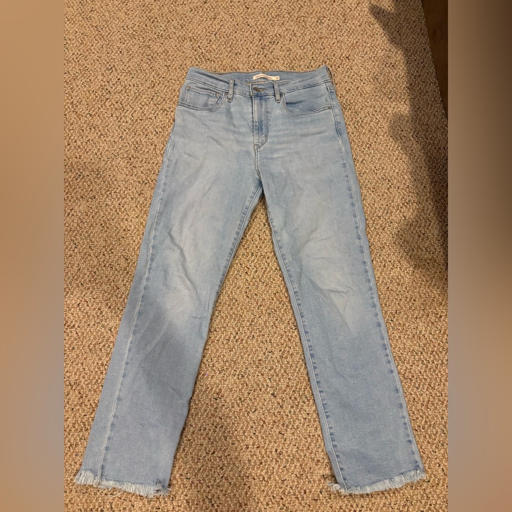 Levi's Women's Light Blue Straight Leg Jeans